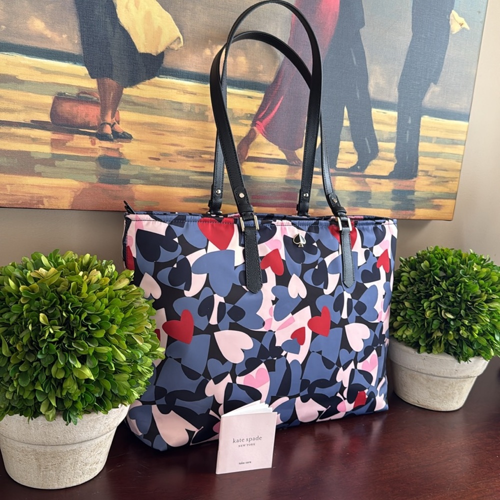 KATE SPADE ♠️ New York "Taylor" MULTI HEART PARTY TOTE BAG ❤️LIKE NEW❤️ - Picture 6 of 17